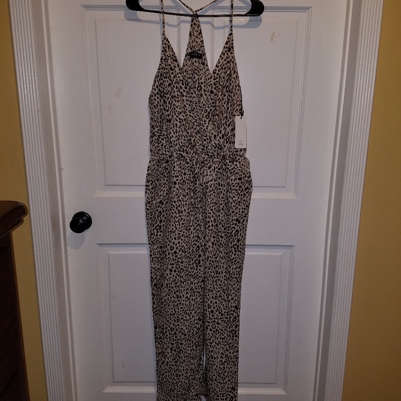 Romper - Picture 3 of 5